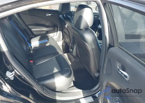 2011 Dodge Charger R/T z USA, uszkodzony, nr VIN 2B3CL5CT2BH616208